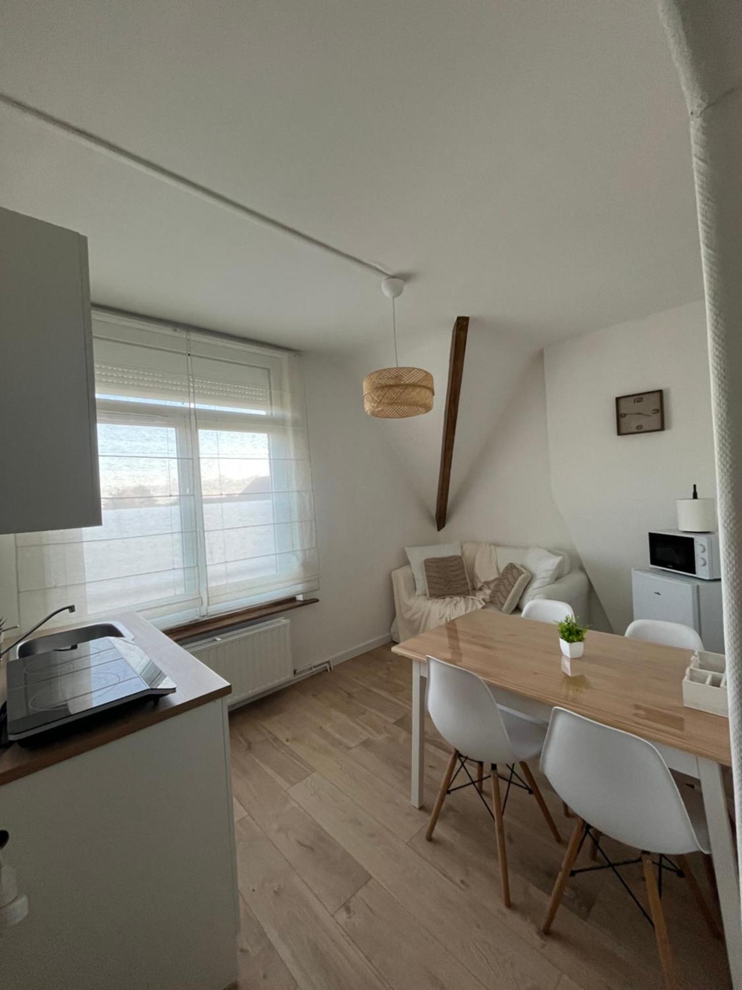 Jolie Maison De Coron Ленс Екстериор снимка